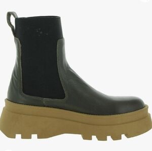 Steve Madden Black and Tan Combat Boots